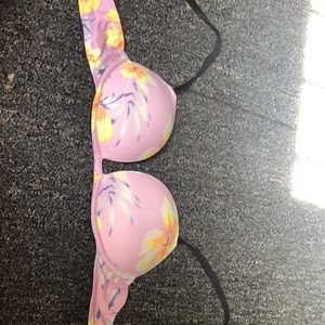PINK wear everywhere super push-up bra 32A